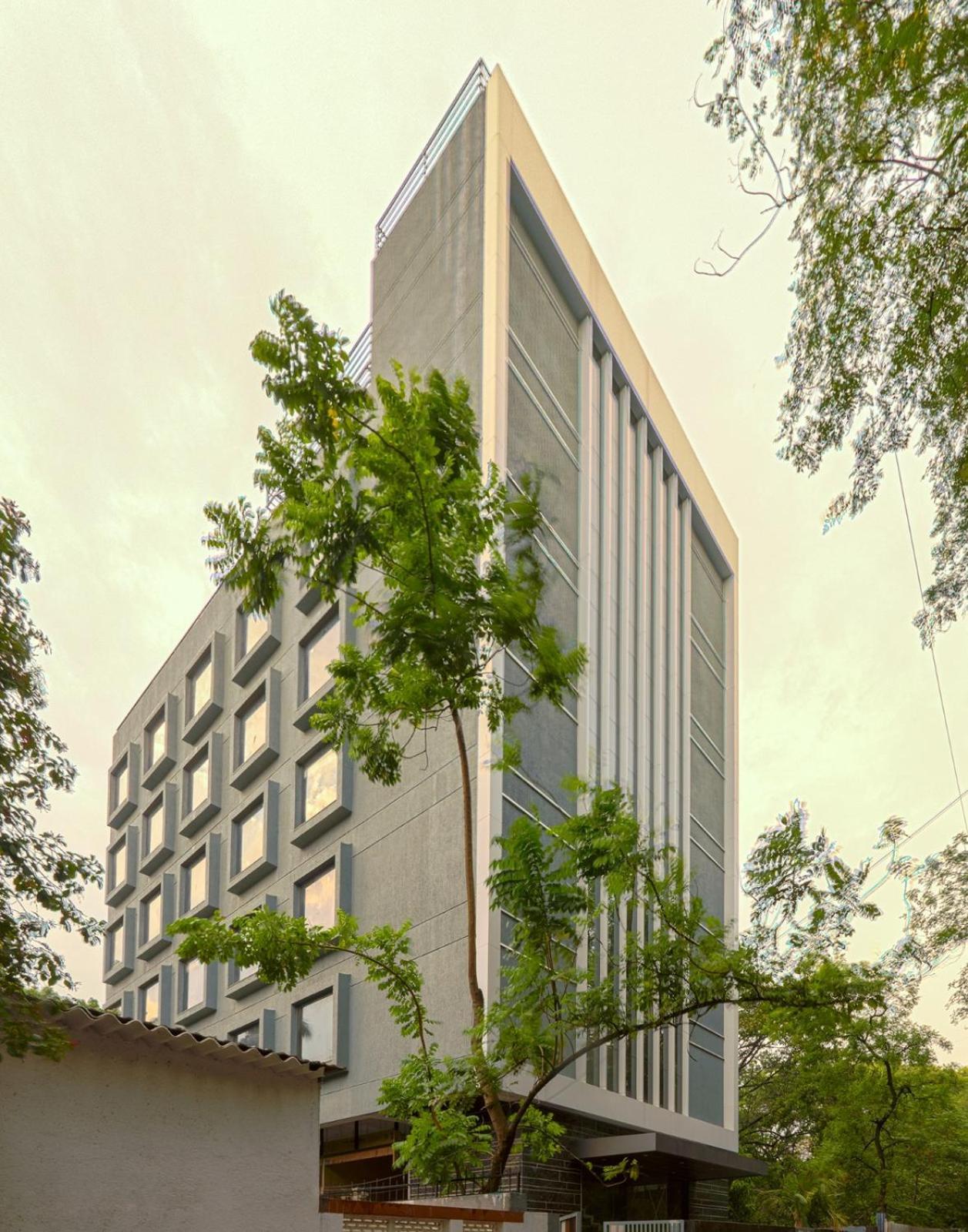 Magnus Nexstar Suites Kalyani Nagar Pune Exterior foto